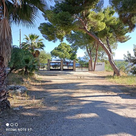 Iliana'S Seaside Maisonette Spetses Town Exterior photo