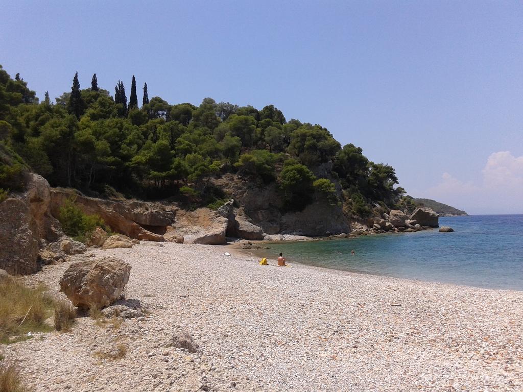 Iliana'S Seaside Maisonette Spetses Town Exterior photo